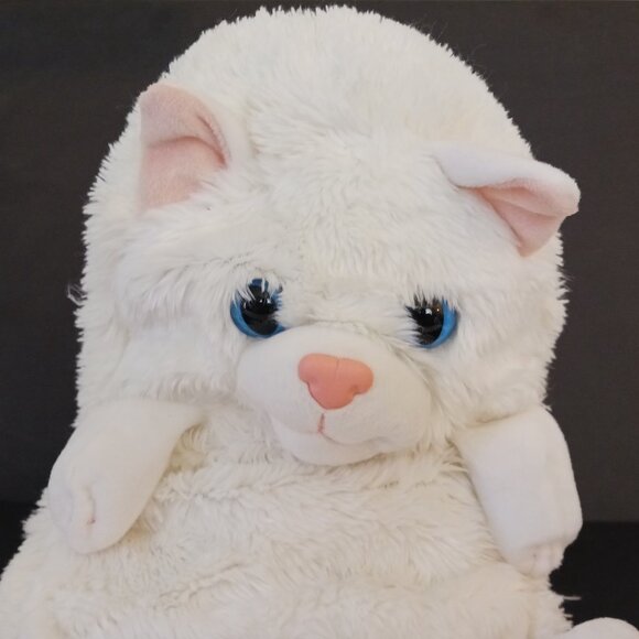 Jay at Play Hideaway Pets White Blue Eye Kitty Persian Cat Plush Stuffed Toy 15" - Picture 2 of 9
